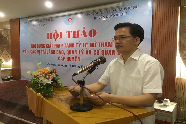 Đồng chí Bùi Văn Hưng - Phó trưởng Ban VSTBPN tỉnh, Phó GĐ Sở LĐTBXH phát biểu khai mạc tại hội thảo